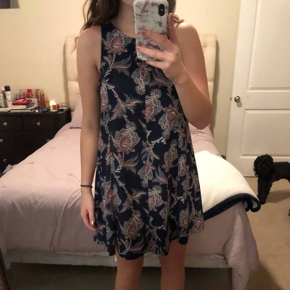 Cute designed dress!